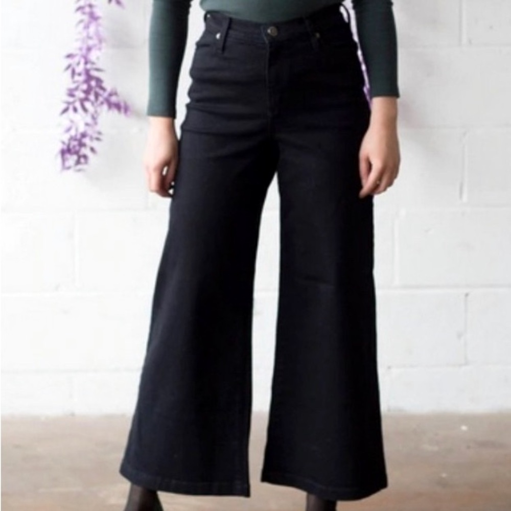 Iris Denim Edge of Seventeen Black